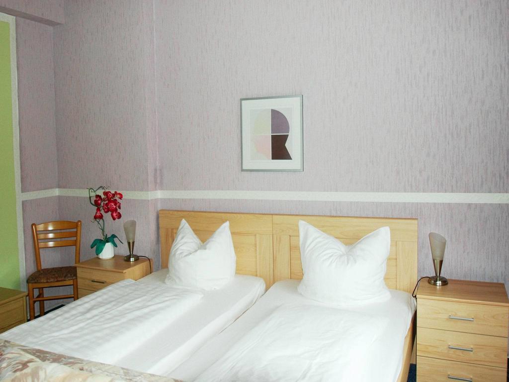 Hotel Konert Bergheim Экстерьер фото