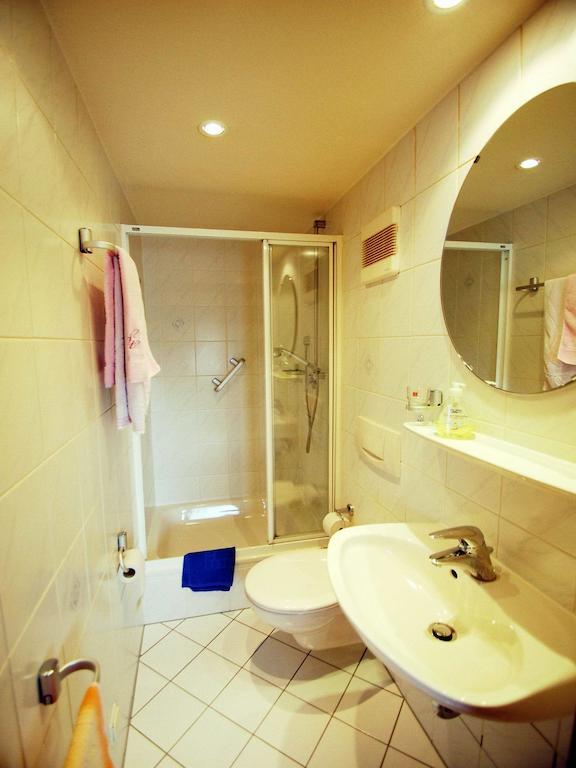 Hotel Konert Bergheim Номер фото