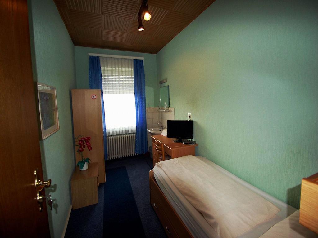 Hotel Konert Bergheim Номер фото